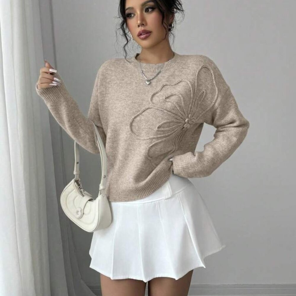 Crew Neck Floral Pattern Solid Color Pullover Swe… - image 1